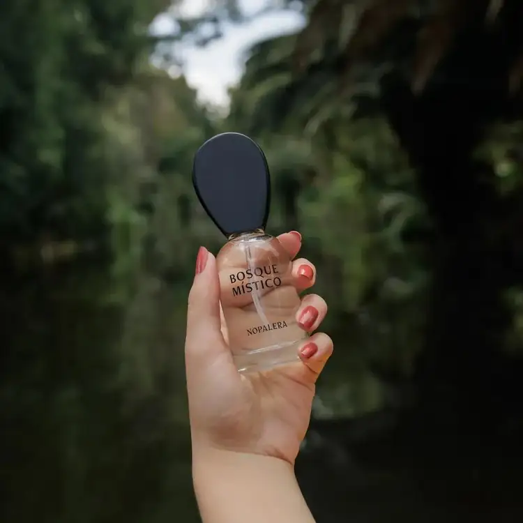 Bosque Místico - Perfume, notas de bosque húmedo - 50 ml